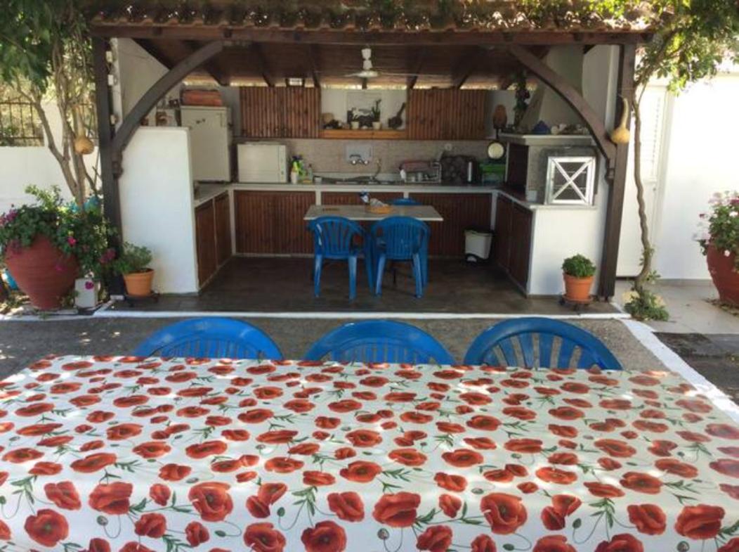 Lila Apartments Vourvourou Buitenkant foto
