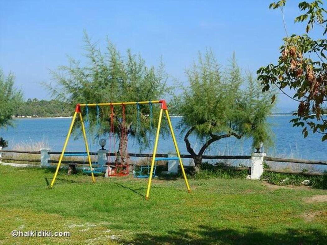 Lila Apartments Vourvourou Buitenkant foto